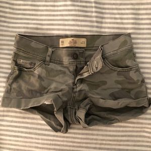 Hollister camo shorts